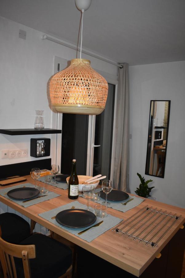 Le Duclos, Appartement Rez-De-Jardin Dinan Centre Exteriör bild