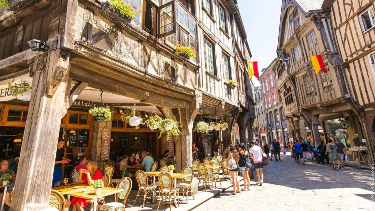 Le Duclos, Appartement Rez-De-Jardin Dinan Centre Exteriör bild